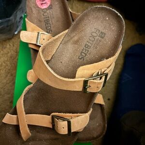 White Mountain Tan Buckle Sandals